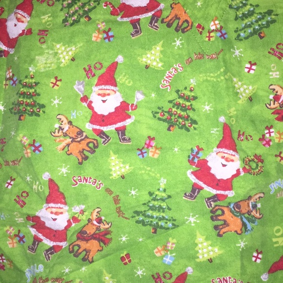 Santa scrub top - Picture 2 of 2
